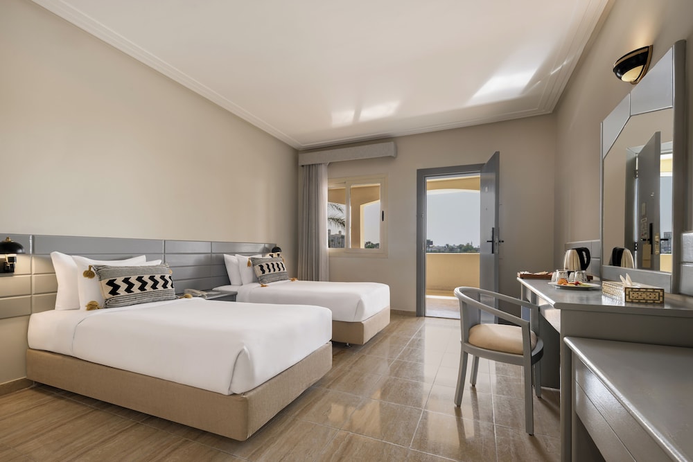 Sindbad Club — Hotel rooms in Hurghada, Red Sea