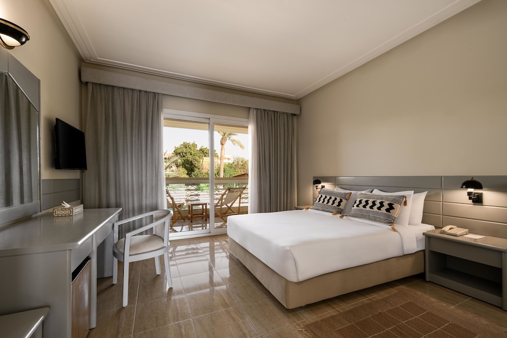 Sindbad Club — Hotel rooms in Hurghada, Red Sea
