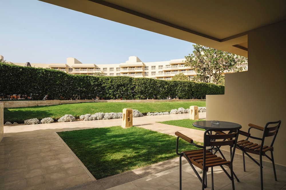 Sindbad Club — Hotel building in Hurghada, Red Sea
