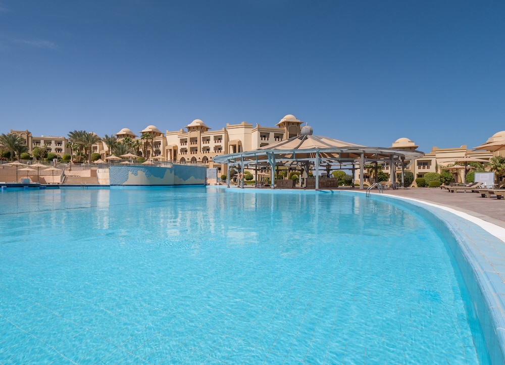 SRNTY Sea Reef - Ex Serenity Alpha Beach — Swimming pool in Makadi Bay, Red Sea