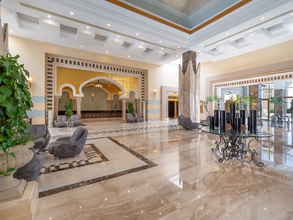 SRNTY Sea Reef - Ex Serenity Alpha Beach — Hotel building in Makadi Bay, Red Sea