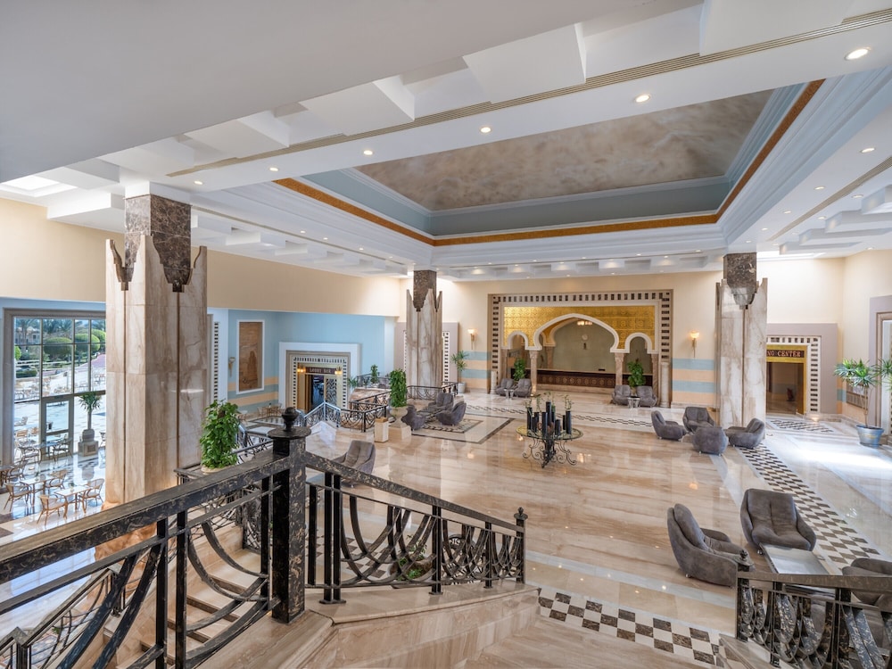 SRNTY Sea Reef - Ex Serenity Alpha Beach — Hotel building in Makadi Bay, Red Sea