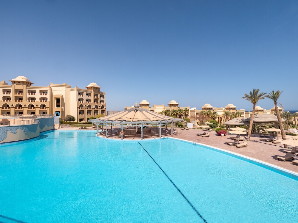 SRNTY Sea Reef - Ex Serenity Alpha Beach — Swimming pool in Makadi Bay, Red Sea