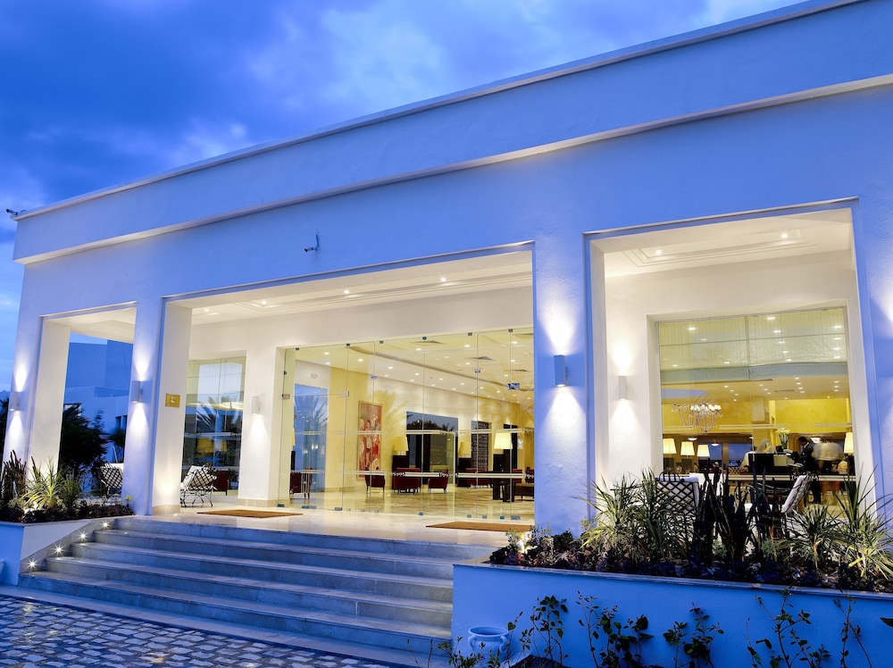 Thalassa Mahdia — Hotel building in Mahdia, Mahdia