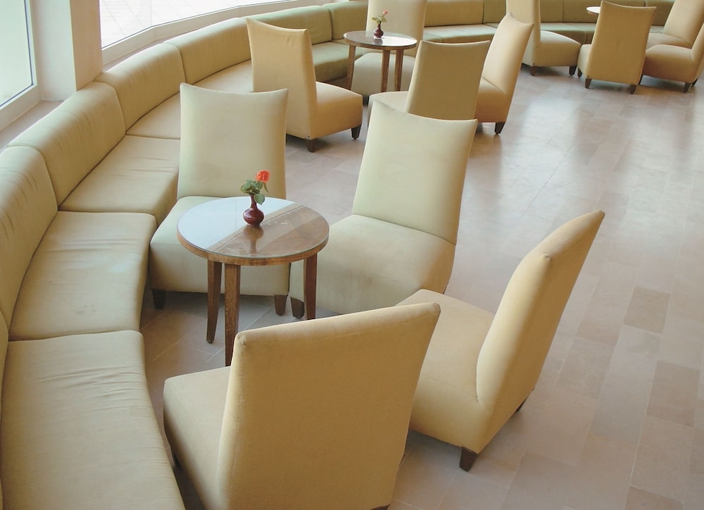 Thalassa Mahdia — Restaurant & bars in Mahdia, Mahdia
