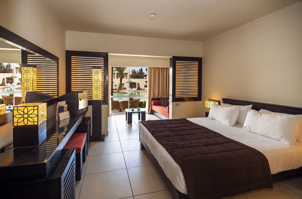 Reef Oasis Beach Aqua Park Resort — Hotel rooms in Sharm El Sheikh, Red Sea