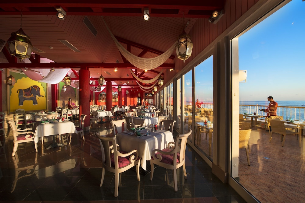 Reef Oasis Beach Aqua Park Resort — Restaurant & bars in Sharm El Sheikh, Red Sea