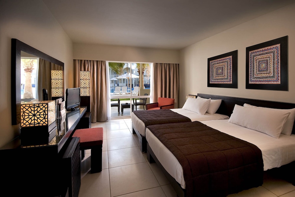 Reef Oasis Beach Aqua Park Resort — Hotel rooms in Sharm El Sheikh, Red Sea
