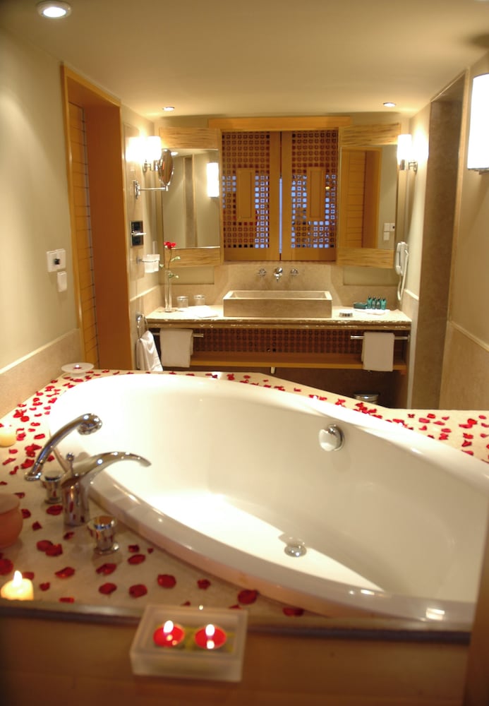 Retac Qunay Dahab Resort & Spa — Hotel rooms in Dahab, Red Sea