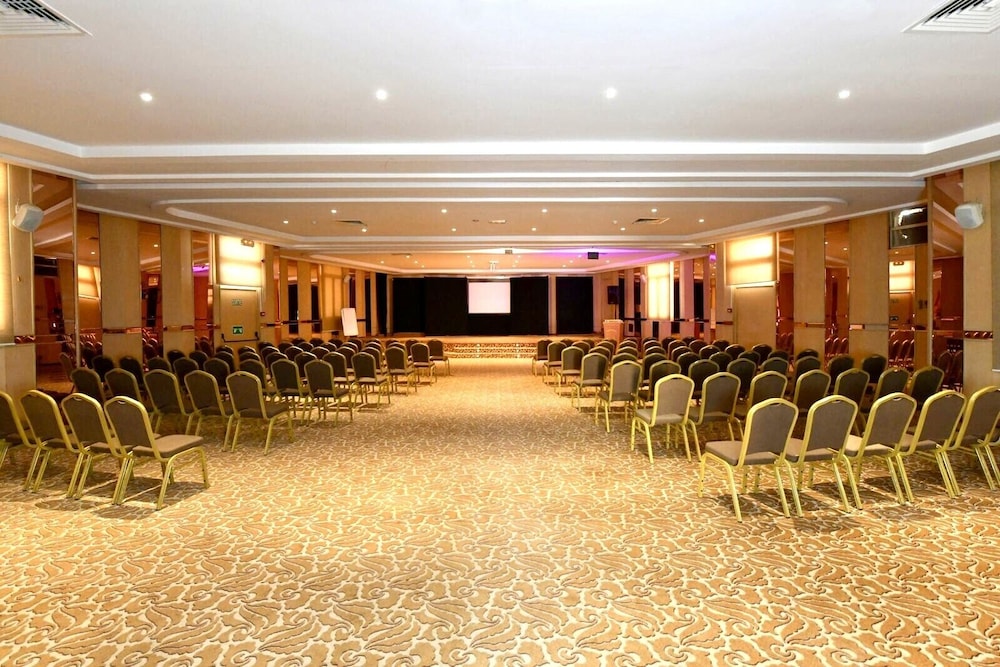 Hotel Tour Khalef — Hotel building in Sousse, Sousse