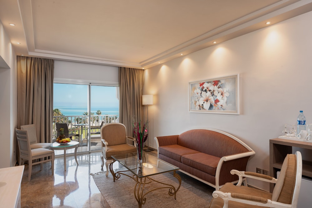 Hotel Tour Khalef — Hotel rooms in Sousse, Sousse