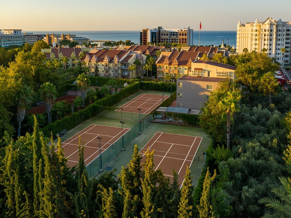 Kamelya Fulya Hotel - All inclusive — Sports & recreation in Side