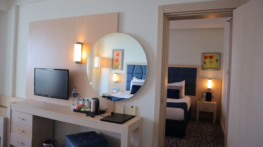 Kamelya Fulya Hotel - All inclusive — Hotel rooms in Side