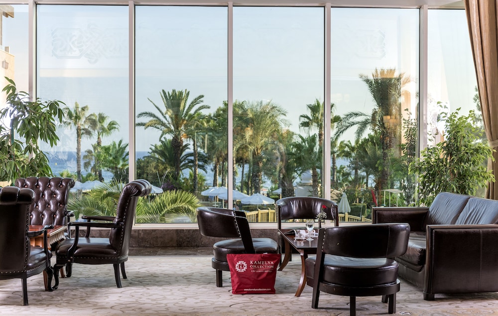 Kamelya Selin Hotel Luxury Resort & SPA — Hotel building in Side