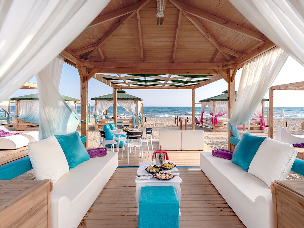 Kamelya Selin Hotel Luxury Resort & SPA — Beach in Side