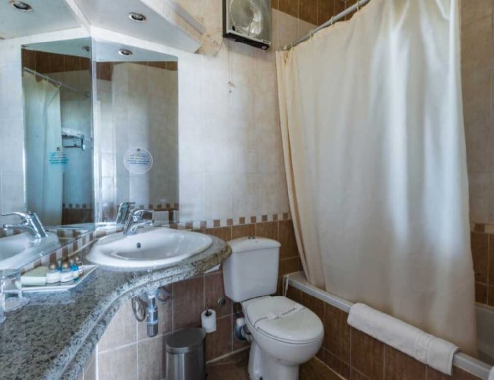 Shams Safaga Resort - All inclusive — Hotel rooms in Safaga, Red Sea