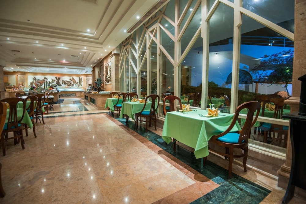 Shams Safaga Resort - All inclusive — Restaurant & bars in Safaga, Red Sea