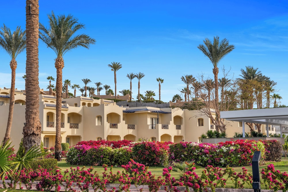 Grand Oasis Resort — Hotel building in Sharm El Sheikh, Red Sea