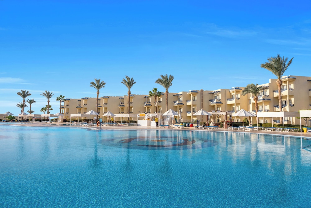 Grand Oasis Resort — Swimming pool in Sharm El Sheikh, Red Sea