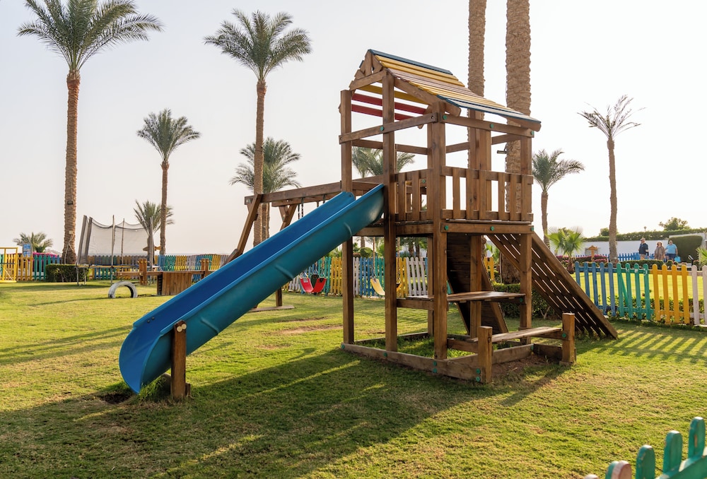 Grand Oasis Resort — Attractions for children in Sharm El Sheikh, Red Sea
