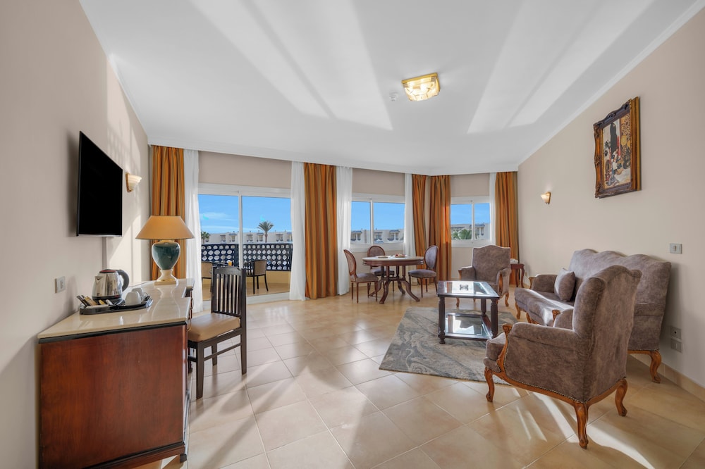 Grand Oasis Resort — Hotel rooms in Sharm El Sheikh, Red Sea