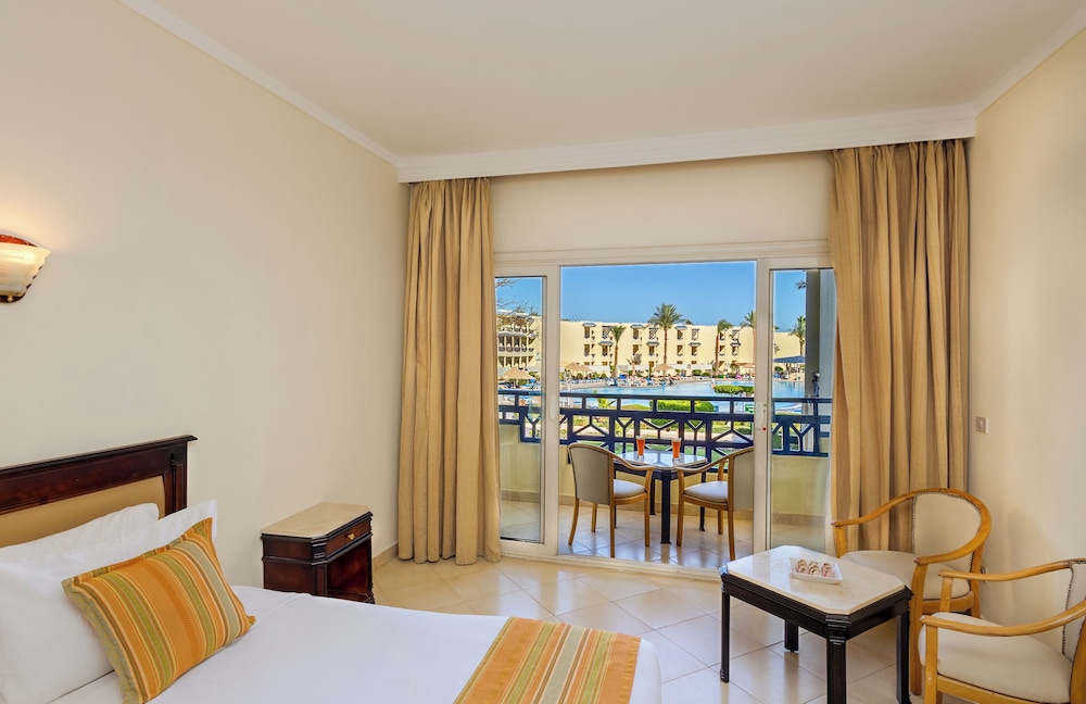 Grand Oasis Resort — Hotel rooms in Sharm El Sheikh, Red Sea