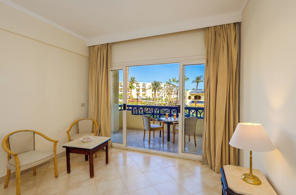Grand Oasis Resort — Hotel rooms in Sharm El Sheikh, Red Sea