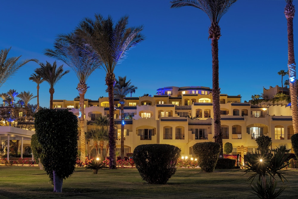 Grand Oasis Resort — Hotel building in Sharm El Sheikh, Red Sea