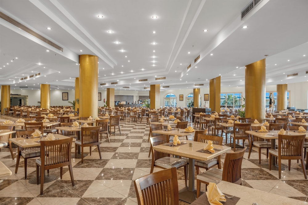 Grand Oasis Resort — Restaurant & bars in Sharm El Sheikh, Red Sea