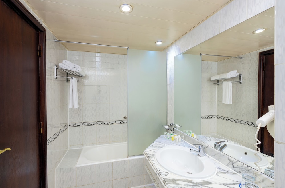 Grand Oasis Resort — Hotel rooms in Sharm El Sheikh, Red Sea
