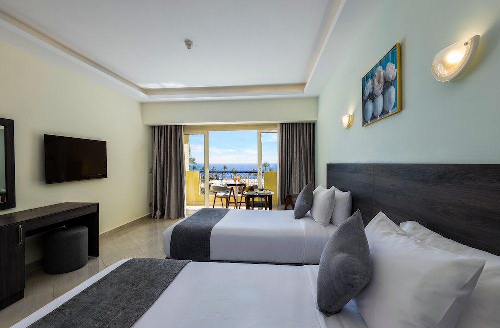 Grand Oasis Resort — Hotel rooms in Sharm El Sheikh, Red Sea