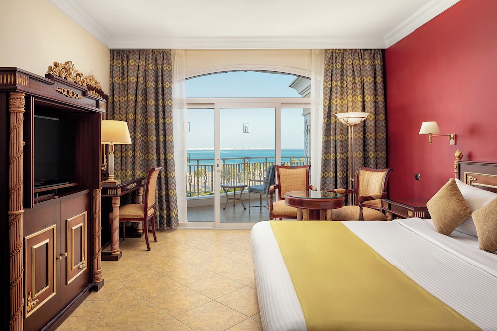 Palm Royale Resort - Soma Bay — Hotel rooms in Soma Bay, Red Sea