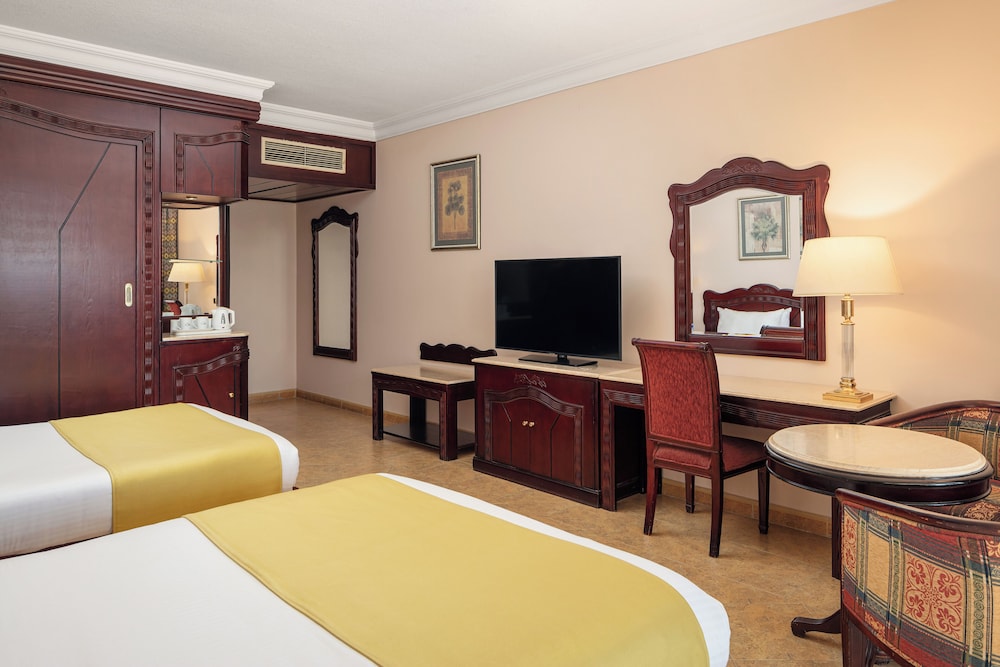 Palm Royale Resort - Soma Bay — Hotel rooms in Soma Bay, Red Sea