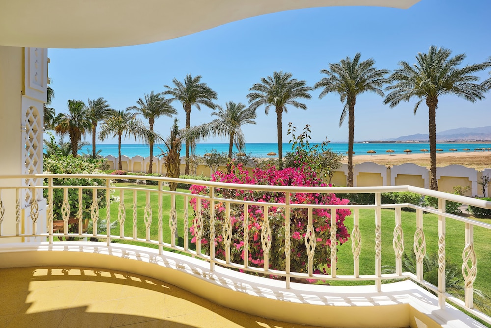 Palm Royale Resort - Soma Bay — Beach in Soma Bay, Red Sea
