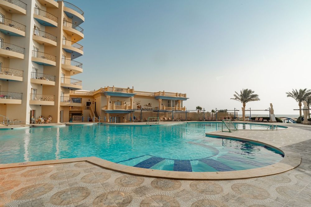 King Tut Aqua Park Beach Resort