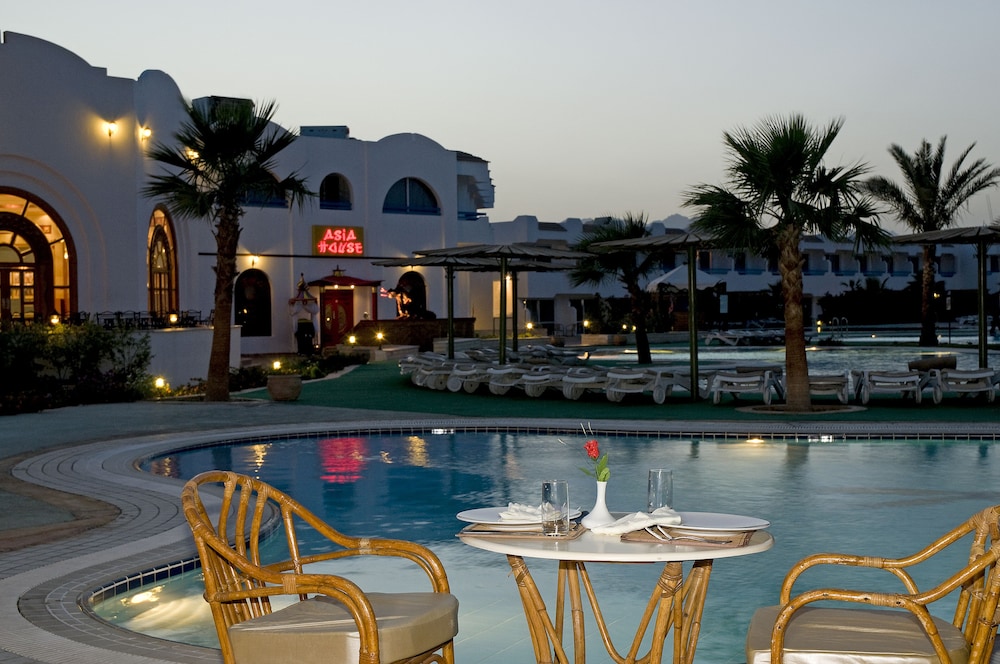 Dreams Vacation Sharm El Sheikh — Swimming pool in Sharm El Sheikh, Red Sea