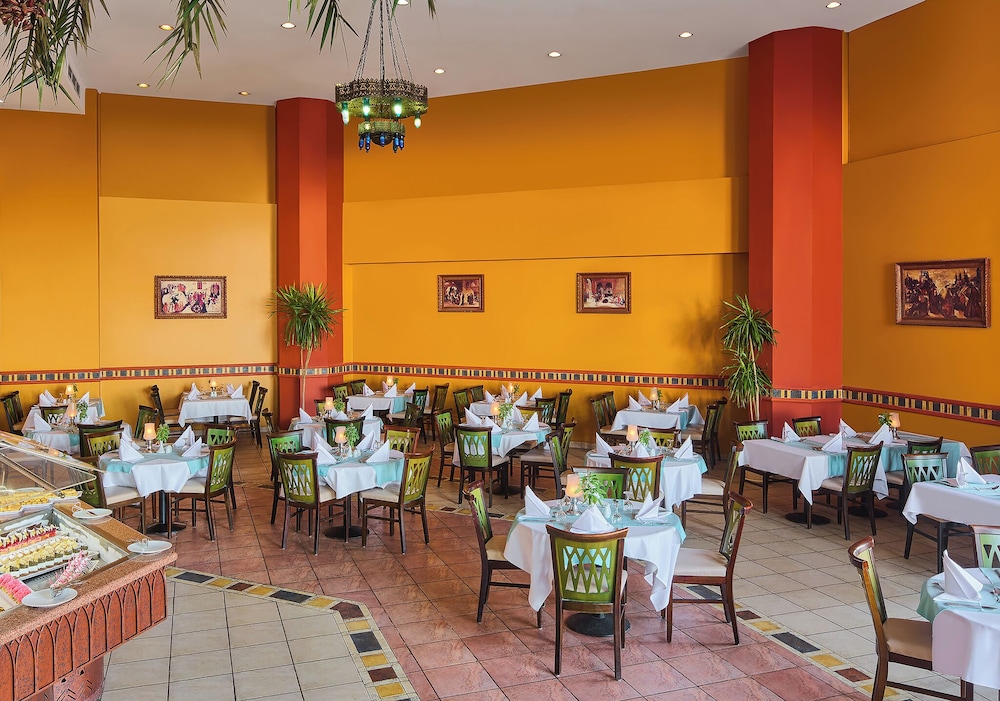 Dreams Vacation Sharm El Sheikh — Restaurant & bars in Sharm El Sheikh, Red Sea