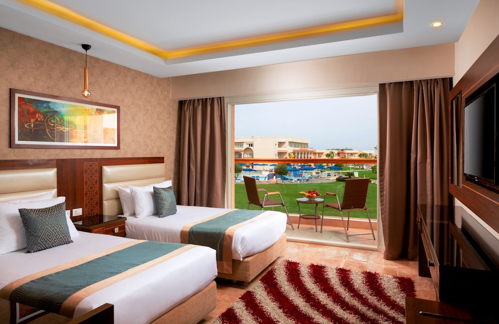 Pickalbatros Royal Moderna Sharm & Aqua Park - All inclusive — Hotel rooms in Sharm El Sheikh, Red Sea