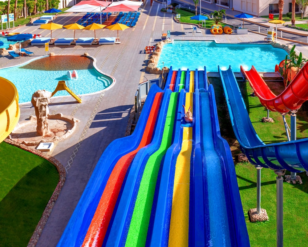 Pickalbatros Royal Moderna Sharm & Aqua Park - All inclusive — Swimming pool in Sharm El Sheikh, Red Sea