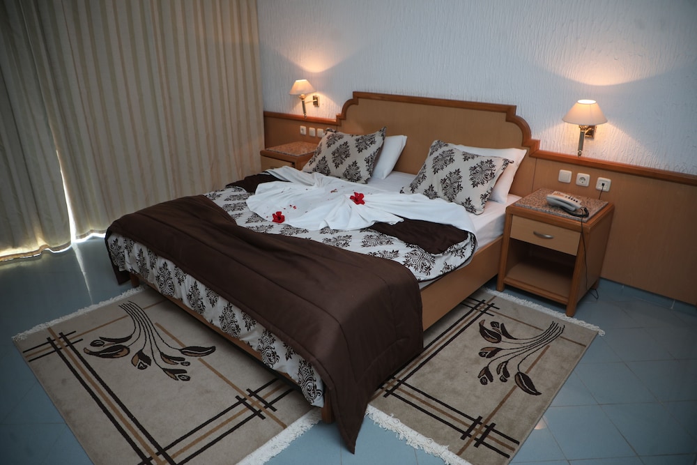 Hotel Royal Jinene — Hotel rooms in Sousse, Sousse