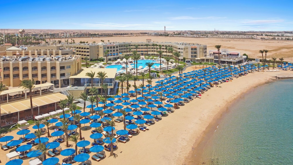 Beach Albatros Resort - All Inclusive — Beach in Hurghada, Red Sea