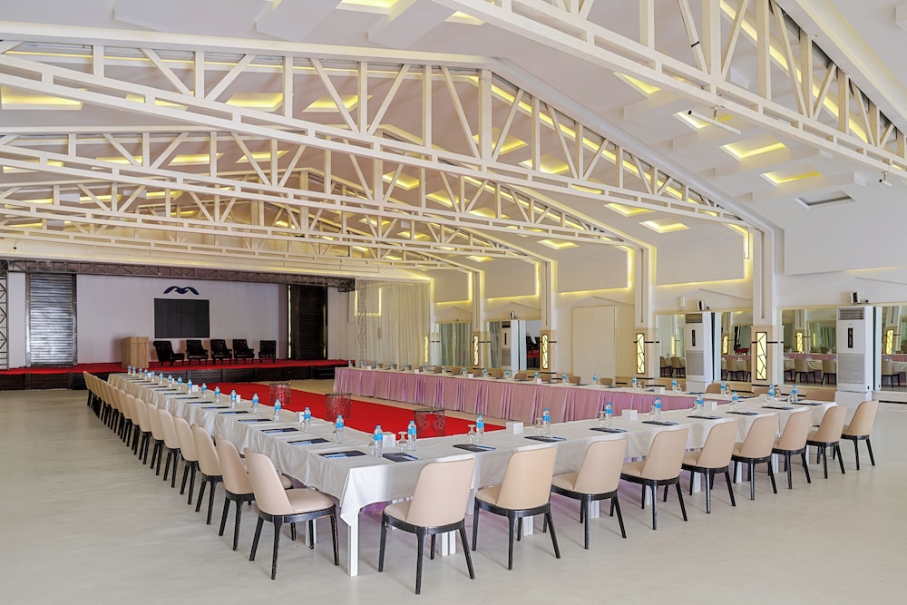 Pickalbatros Aqua Vista Resort - Hurghada — Restaurant & bars in Hurghada, Red Sea