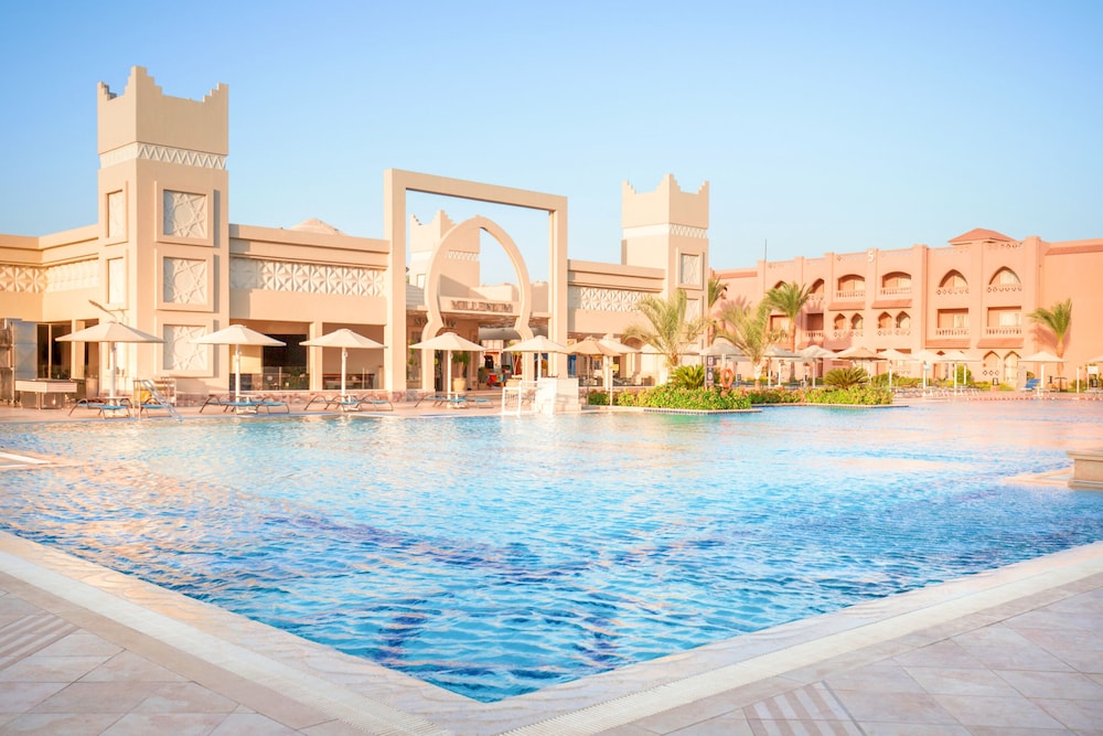 Pickalbatros Aqua Vista Resort - Hurghada — Swimming pool in Hurghada, Red Sea