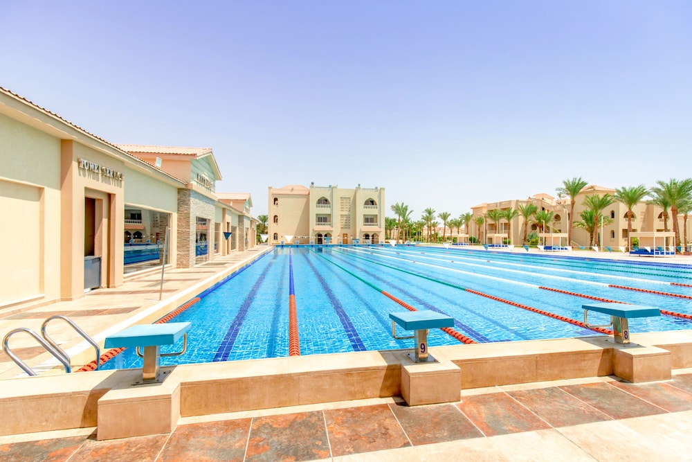 Pickalbatros Aqua Vista Resort - Hurghada — Swimming pool in Hurghada, Red Sea