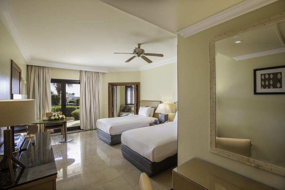 Park Regency Sharm El Sheikh Resort — Hotel rooms in Sharm El Sheikh, Red Sea