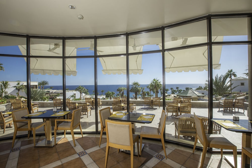 Park Regency Sharm El Sheikh Resort — Restaurant & bars in Sharm El Sheikh, Red Sea