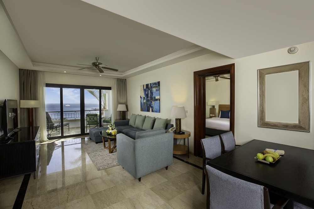 Park Regency Sharm El Sheikh Resort — Hotel rooms in Sharm El Sheikh, Red Sea