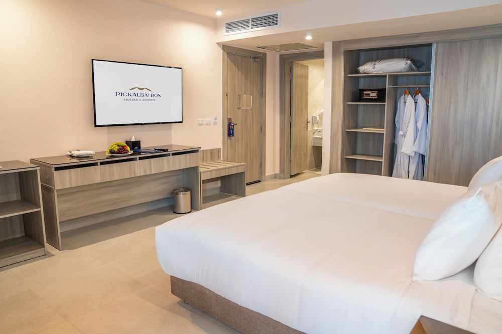 Pickalbatros Royal Grand Sharm - Adults Friendly 16 Years Plus - Couples Only — Hotel rooms in Sharm El Sheikh, Red Sea