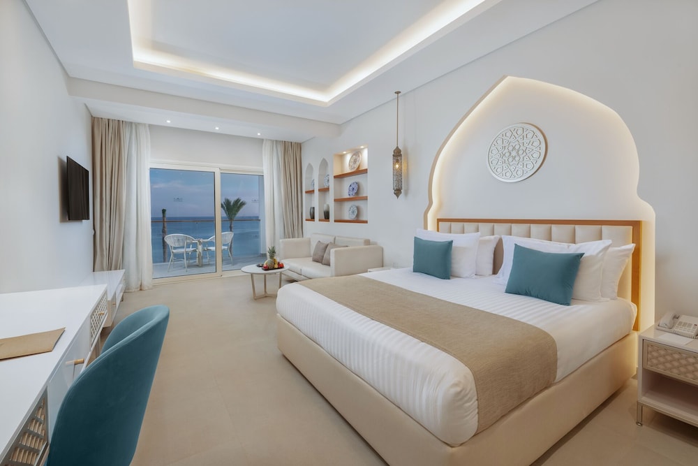 SUNRISE Remal Beach Resort — Hotel rooms in Sharm El Sheikh, Red Sea