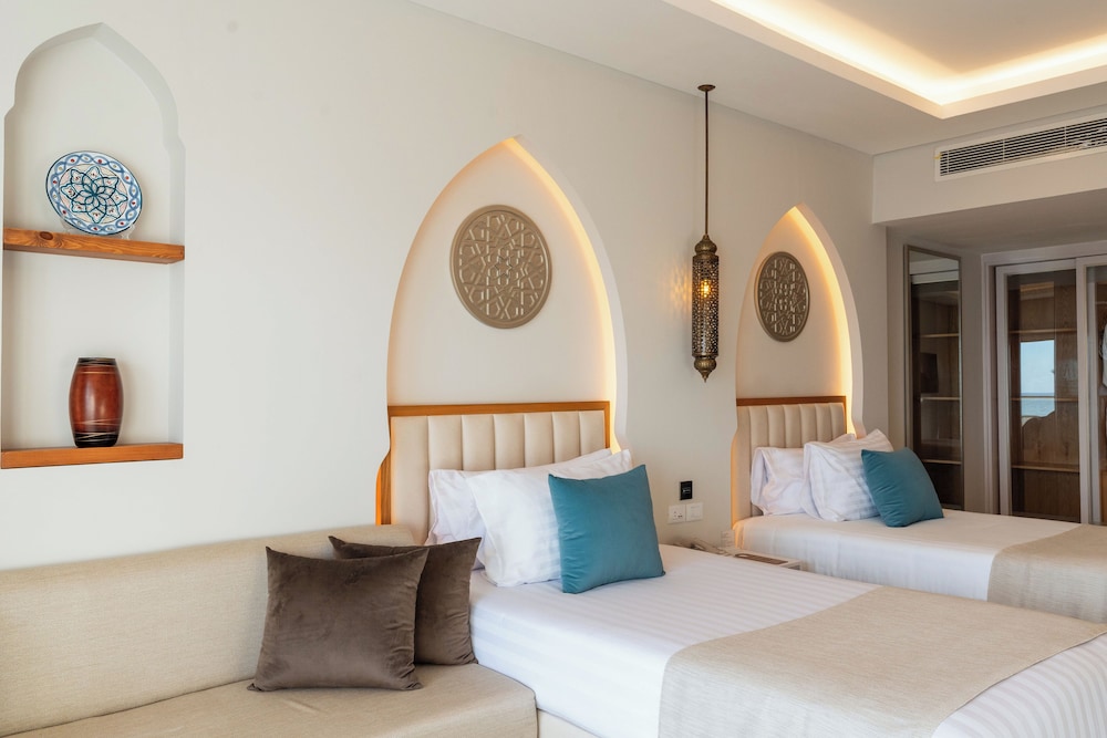 SUNRISE Remal Beach Resort — Hotel rooms in Sharm El Sheikh, Red Sea